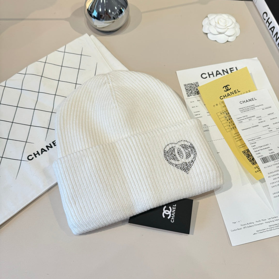 C/C Knit Beanie in white