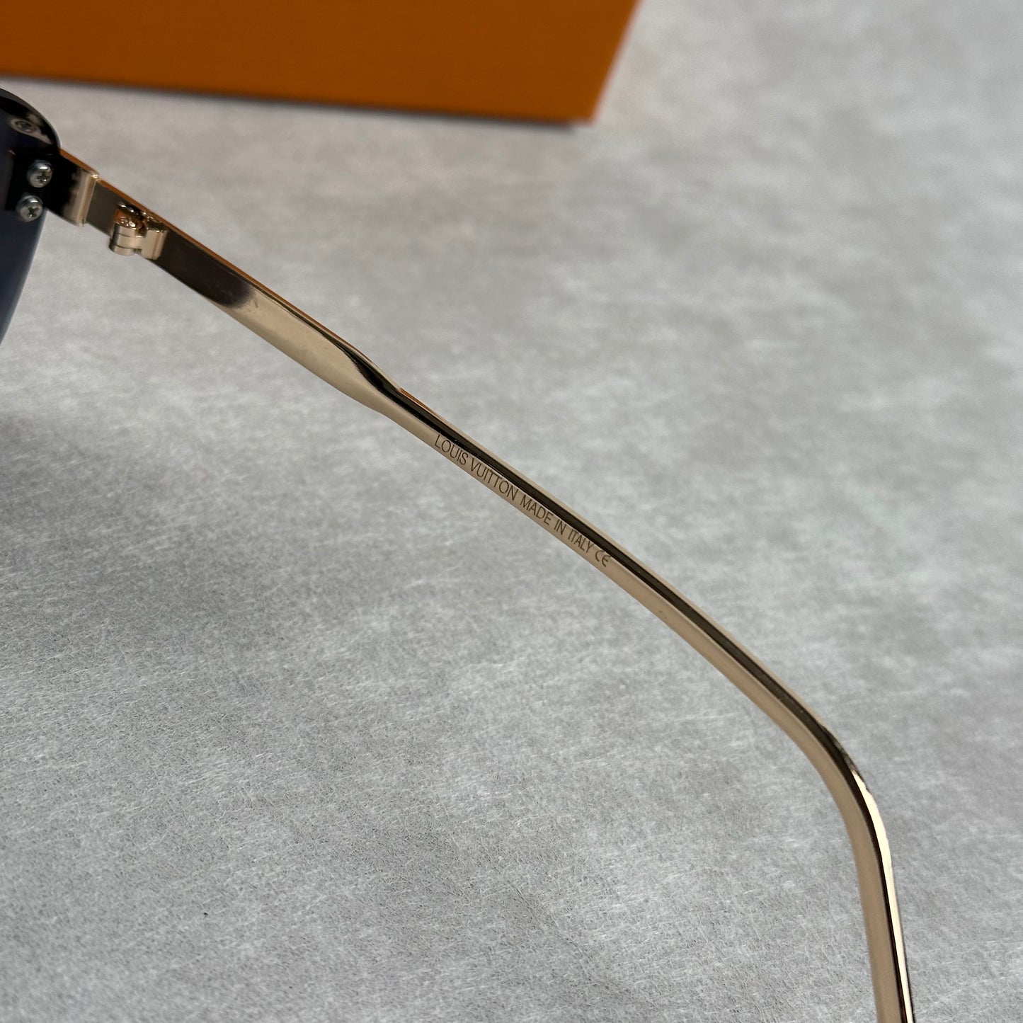 Classic L V Sunglasses Black Lens Gold Frame Rounded Rectangle Shades Unisex