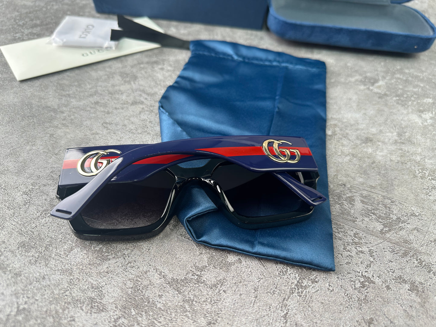 Stylish Design Women’s Sunglasses