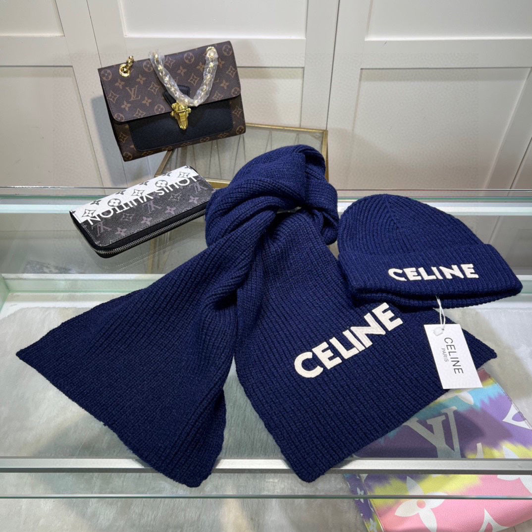CL 2-Piece Set Beanie and Scarf