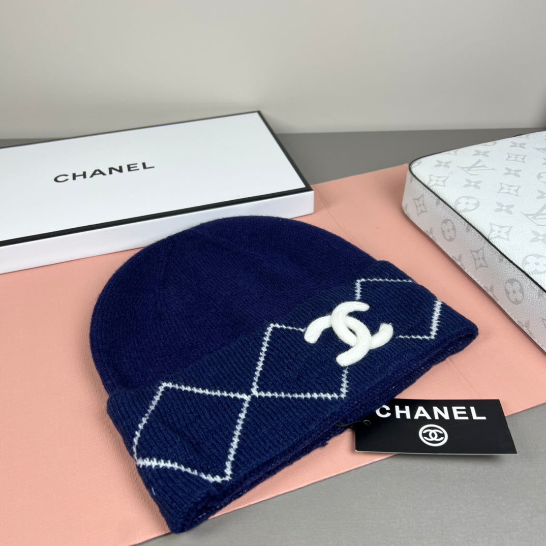 CC Women's Knit Beanie