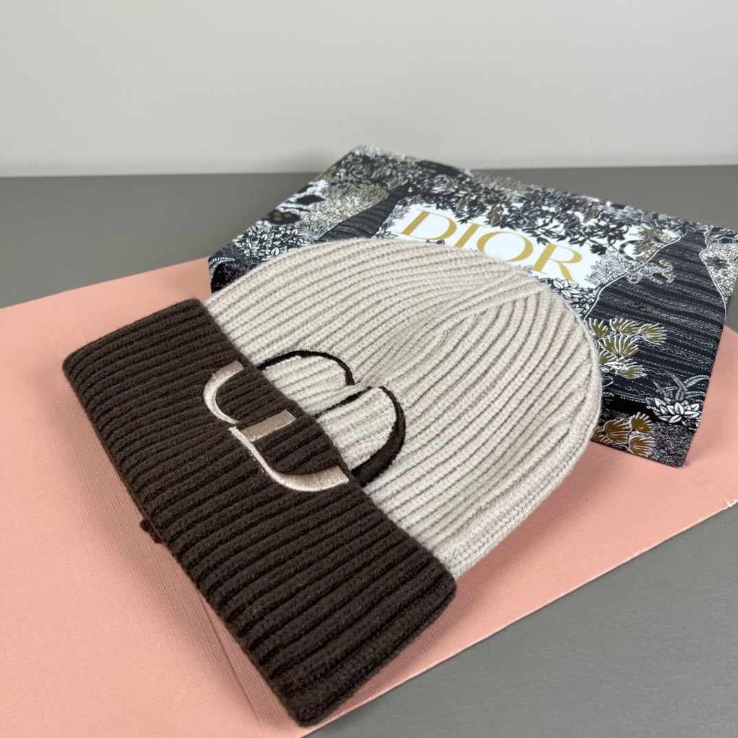 CD Two-Tone Ribbed Knit Beanie Winter Headwear