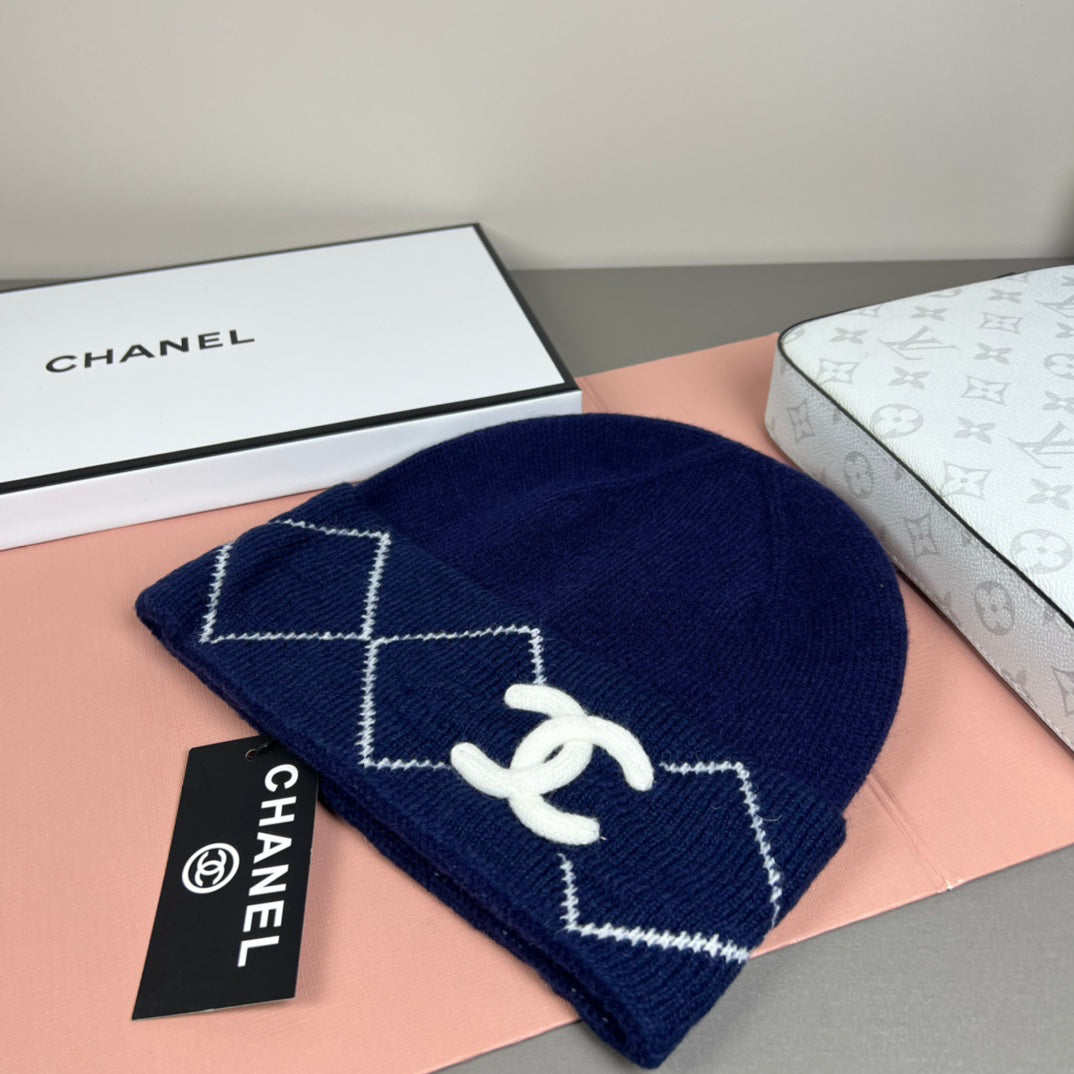 CC Women's Knit Beanie
