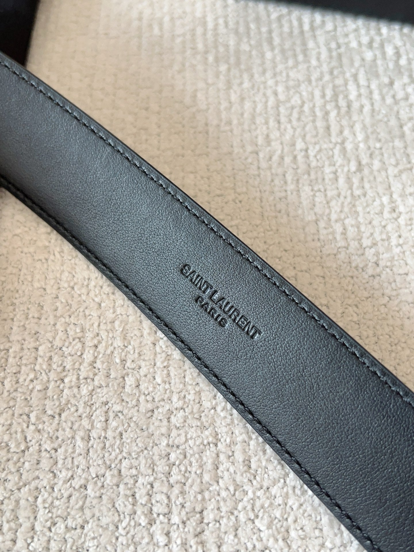 Women's genuine leather belt with silver buckle