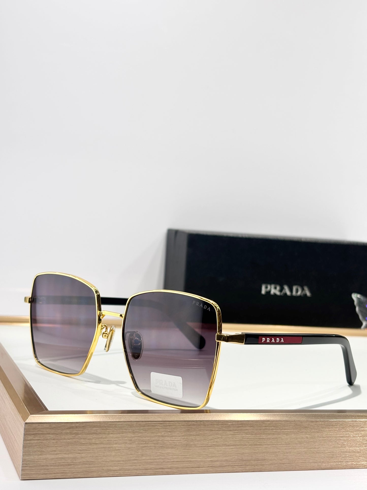 Luxury Square Oversized Sunglasses with Metal Frame