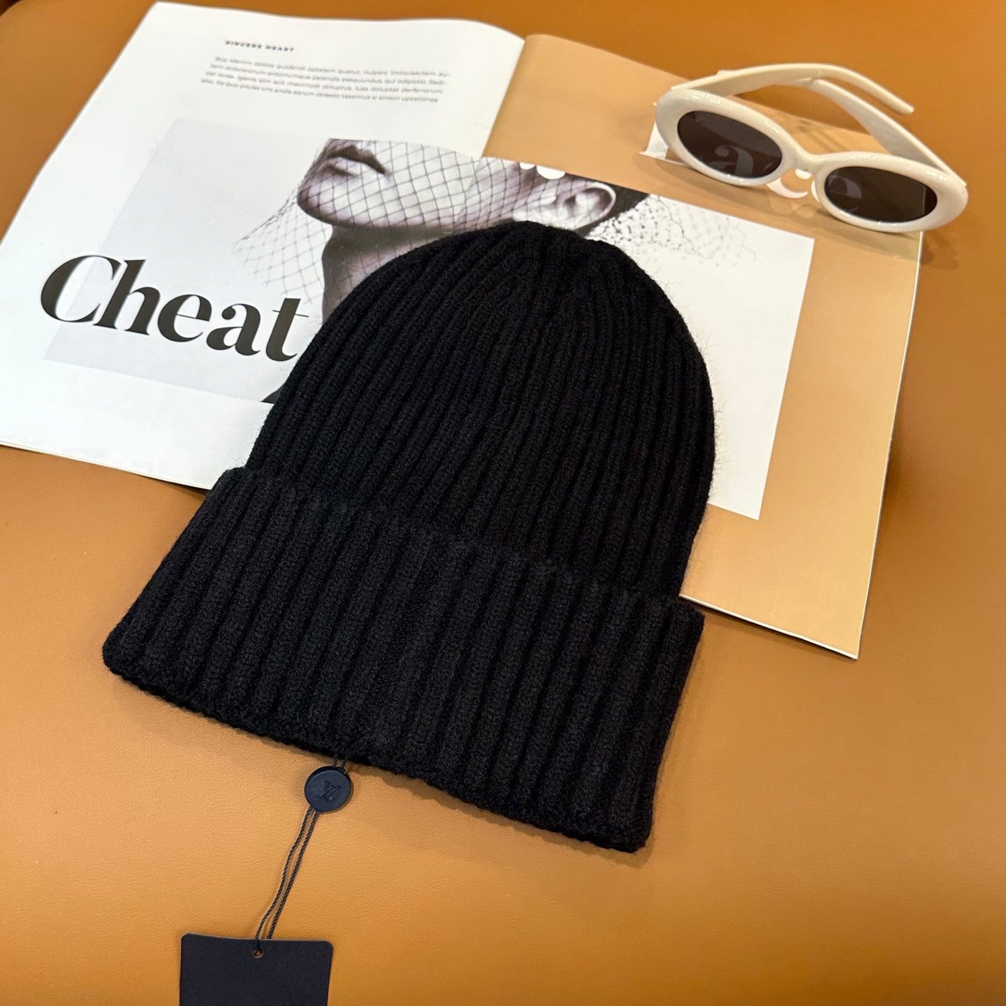 l/v Knit Beanie