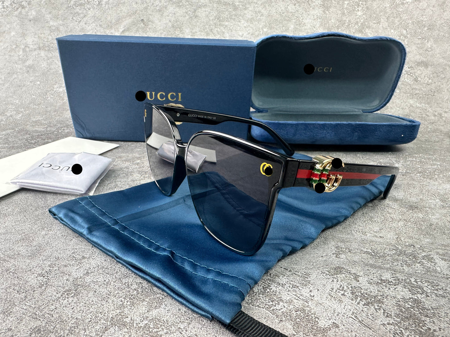 Women’s Oversized Sunglasses