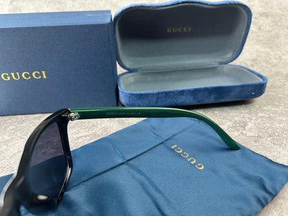 G/G Women’s Sunglasses
