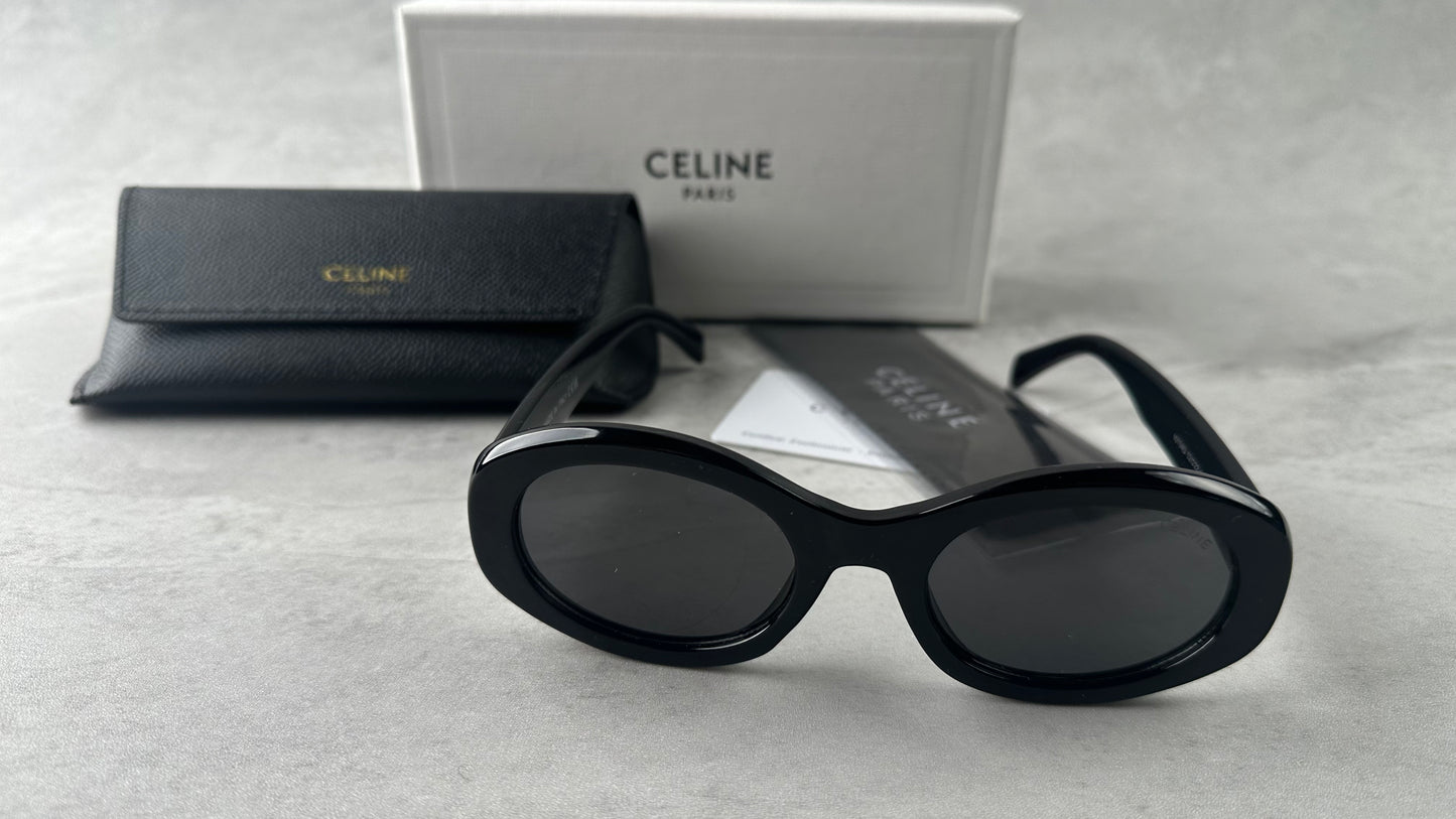 CL40194U Women’s Sunglasses