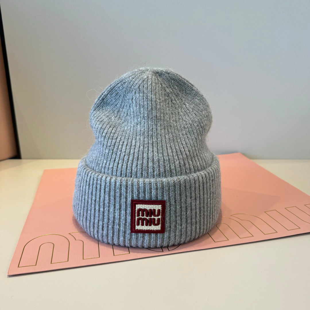 mm Knit Beanie in Grey