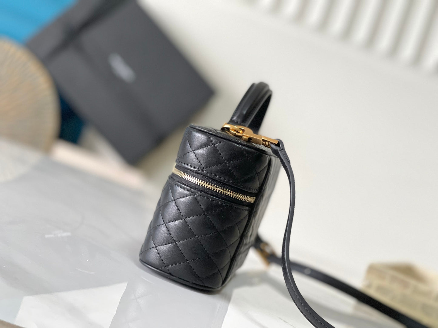 Mini Box Bag Black 1083610402