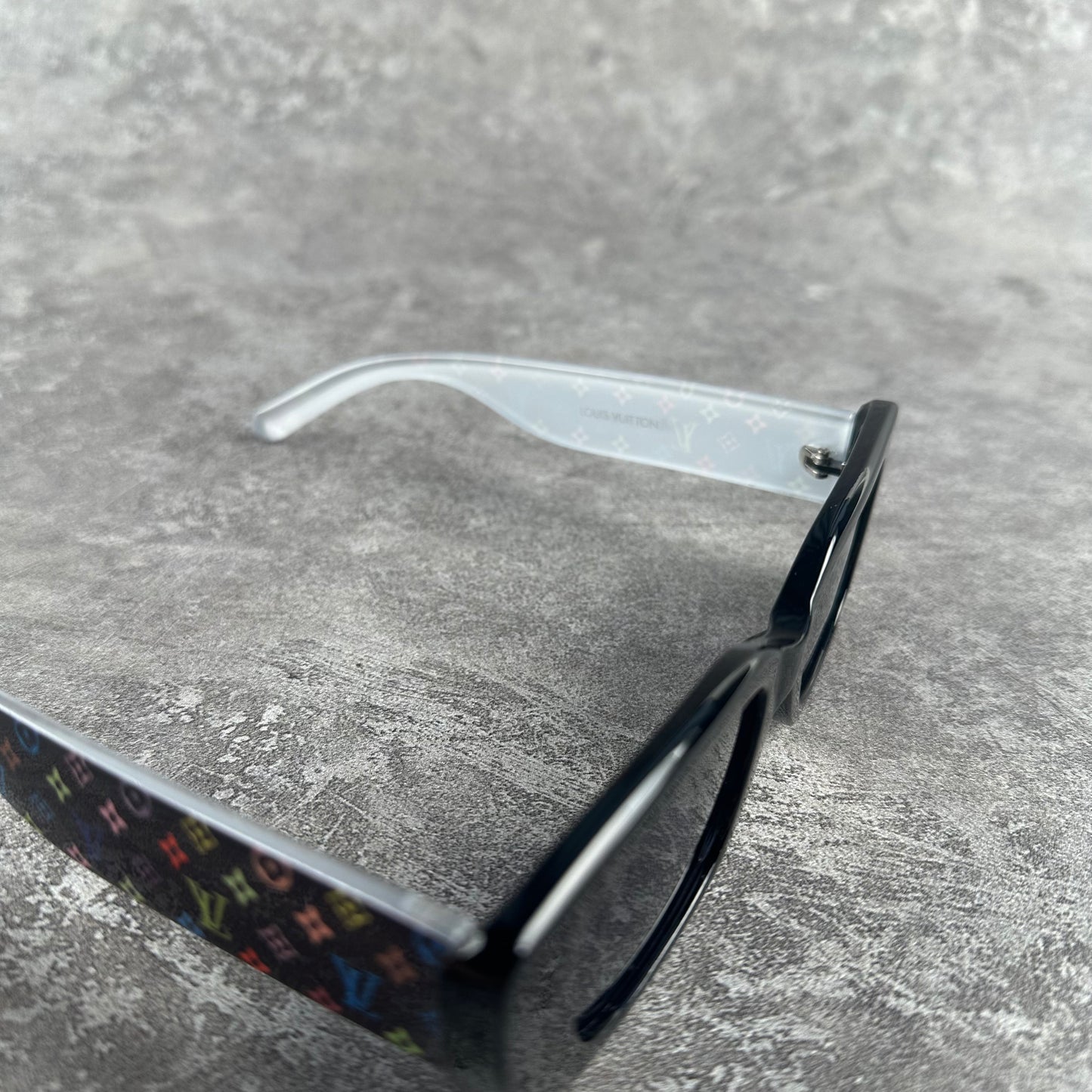 L/V Cat Eye Sunglasses Black