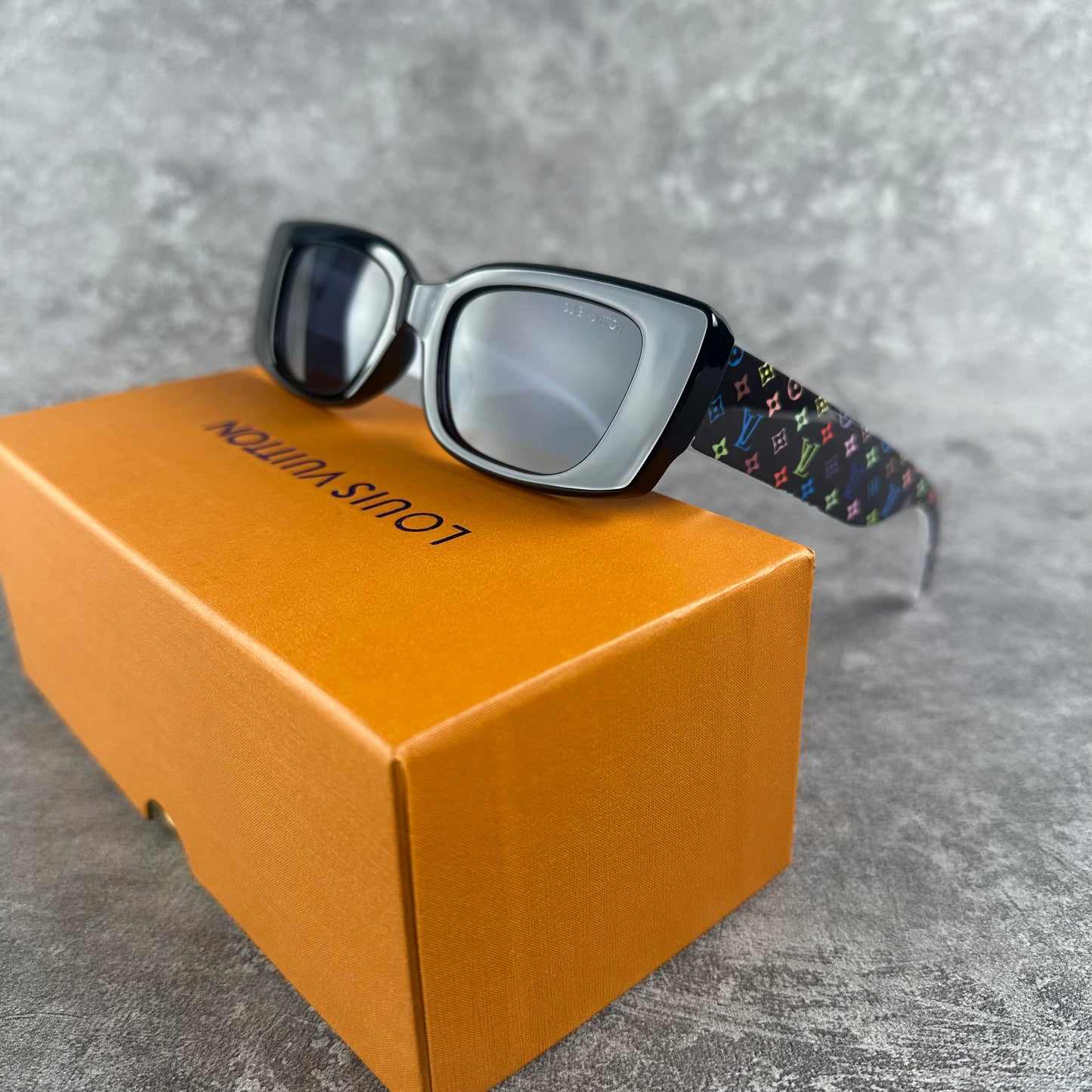 L/V Cat Eye Sunglasses Black