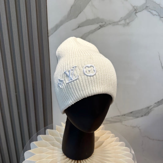 Unisex Knitted Hat White