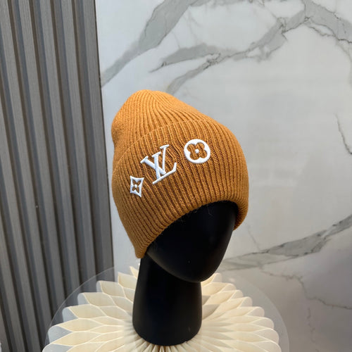 Knit Beanie in Khaki