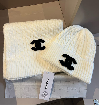 C/C 2-Piece Set Beanie and Scarf
