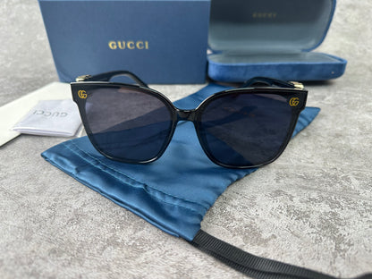 Women’s Oversized Sunglasses