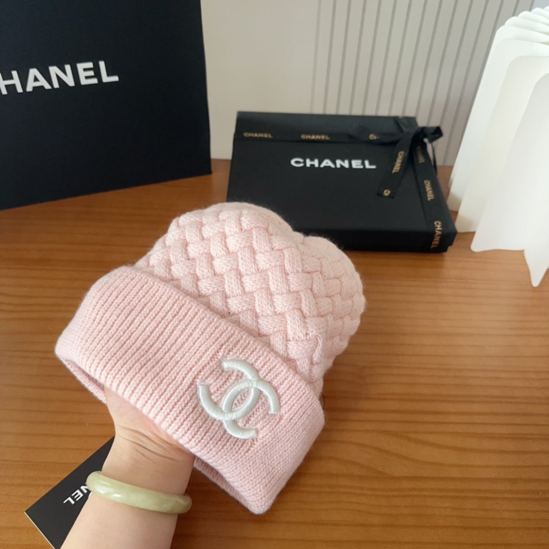 C/C Knit Beanie in pink
