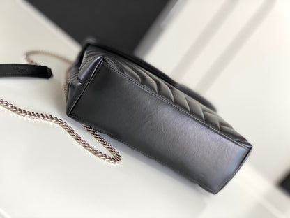 Quilted Leather Chain Shoulder Bag