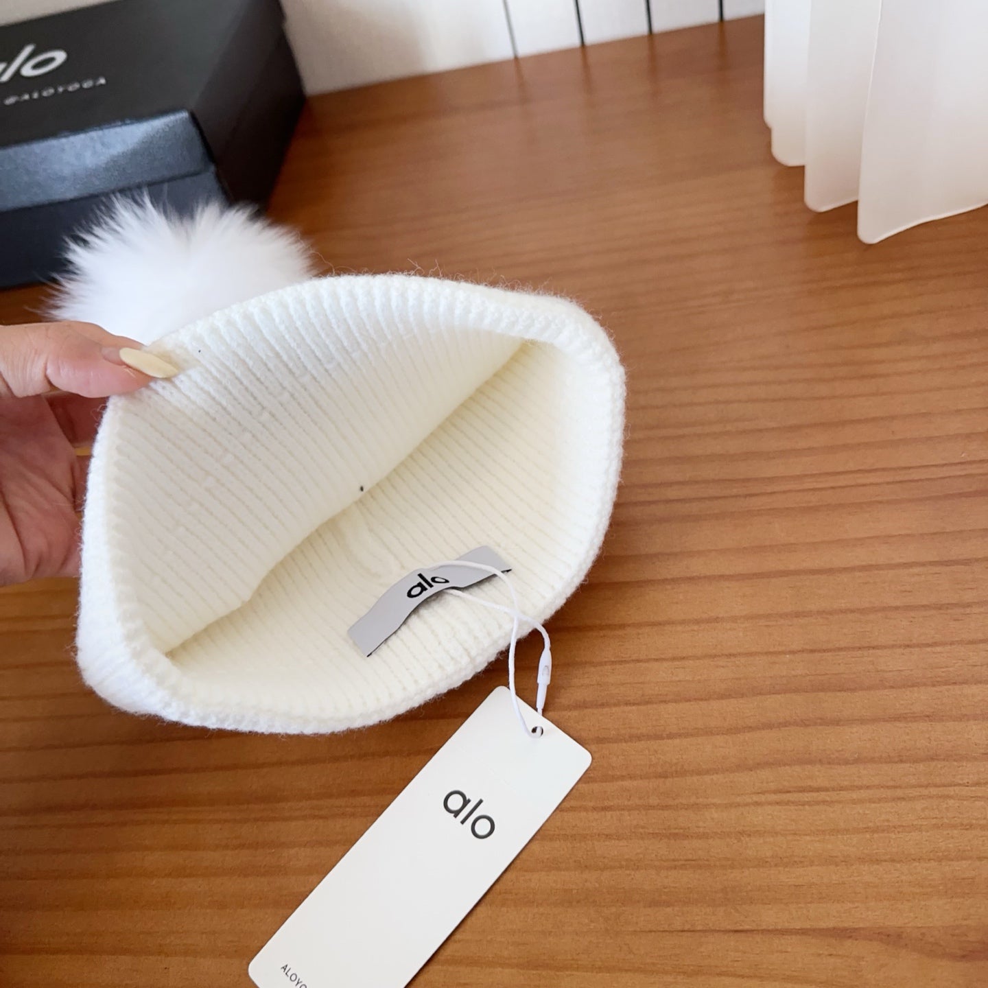 Knitted Beanie in white