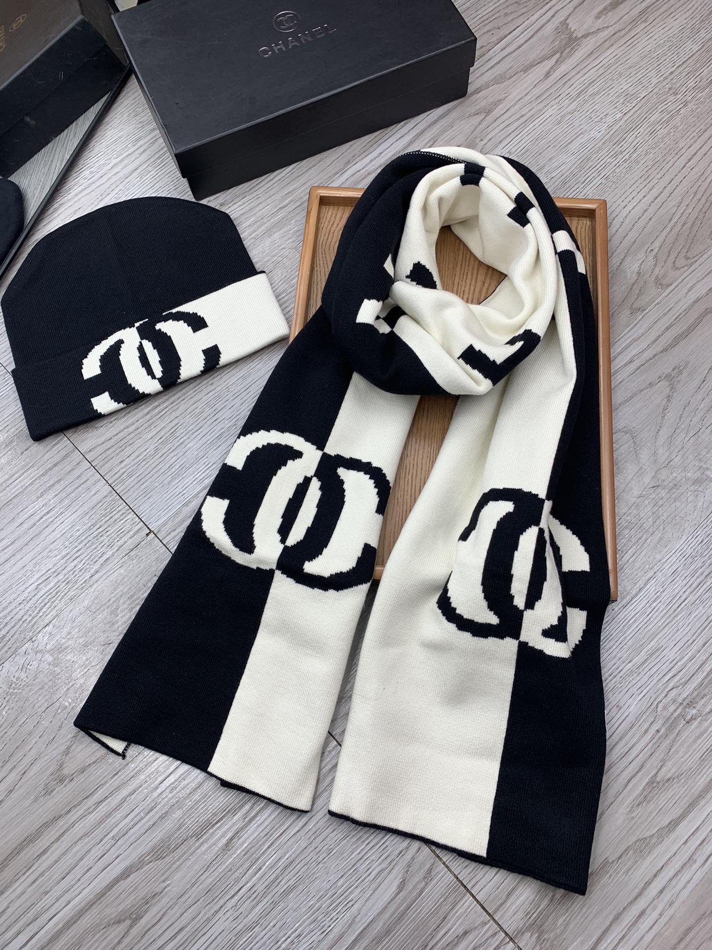 Beanie and Scarf Stylish two-piece set