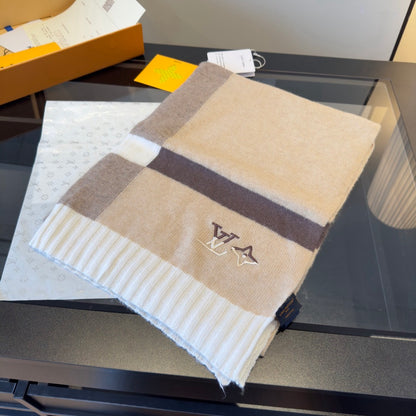 Soft Cashmere Knit Scarf