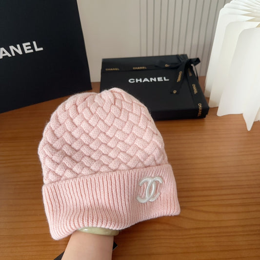 C/C Knit Beanie in pink