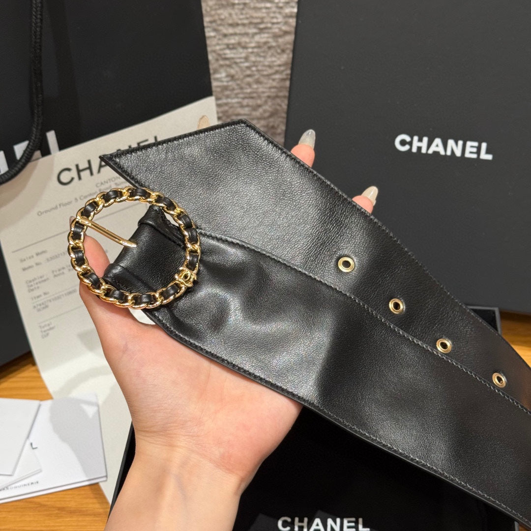 Wide Leather Women's Belt with Gold Chain-Link Buckle