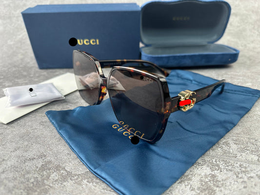 G/G Women’s Sunglasses