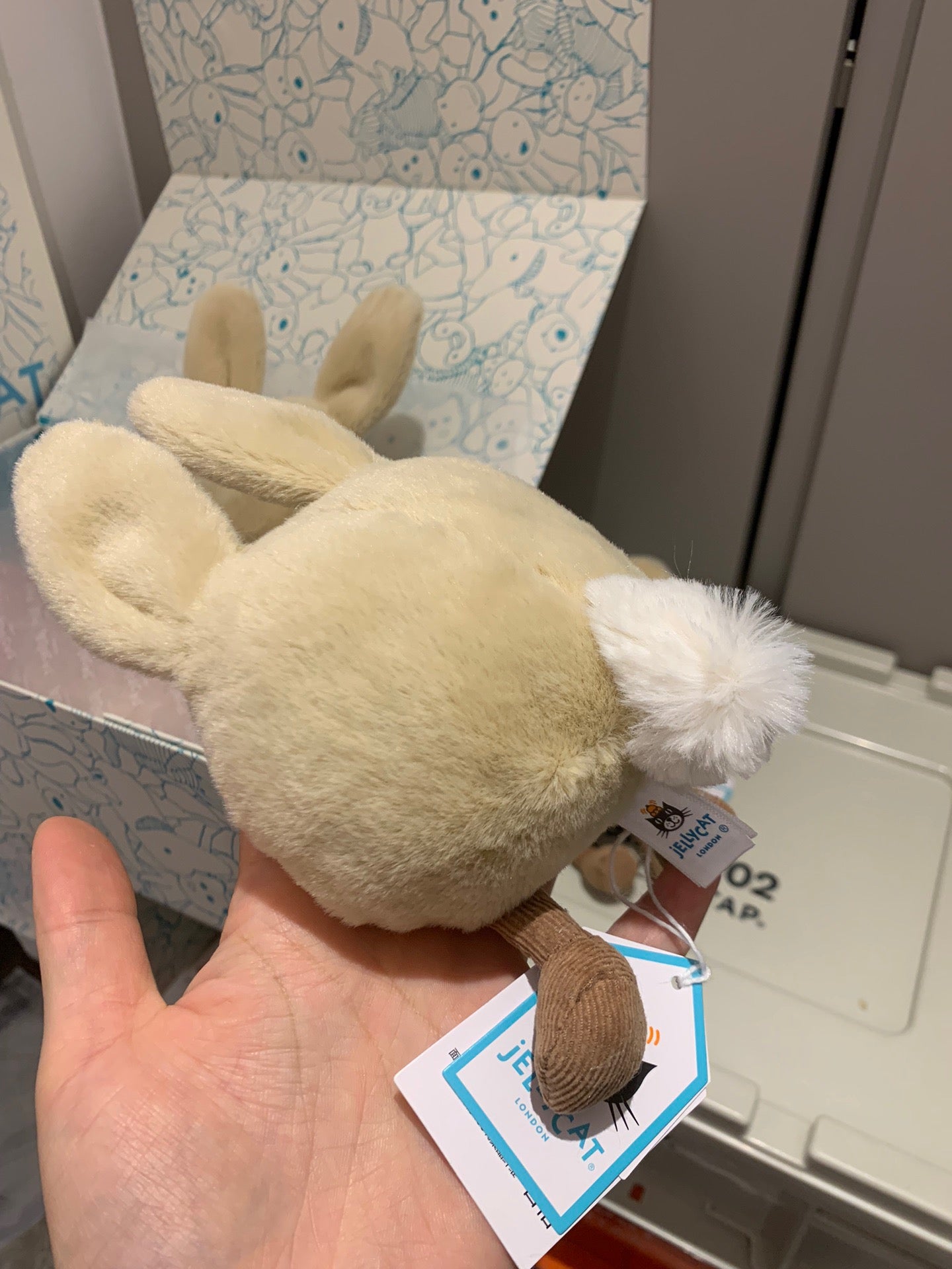 Charming Plush Bunny - A Delightful Addition to Your Collection