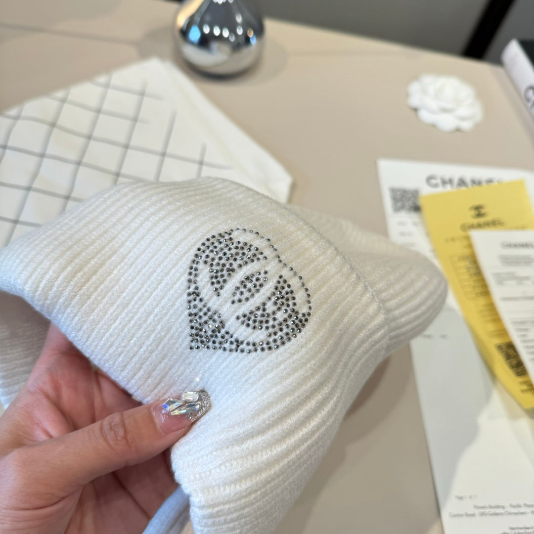 C/C Knit Beanie in white