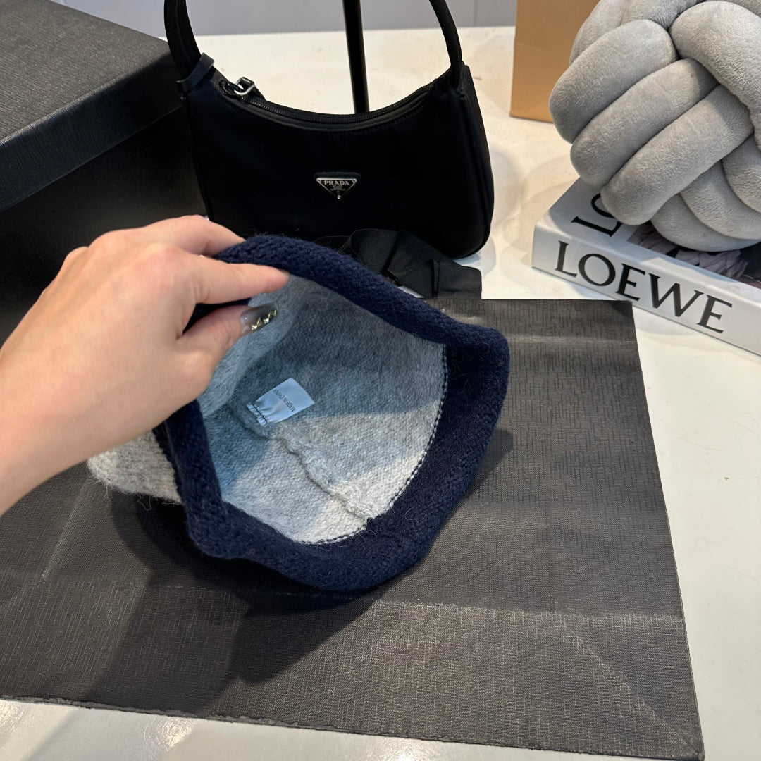 Color-blocked knit Beanie G/G