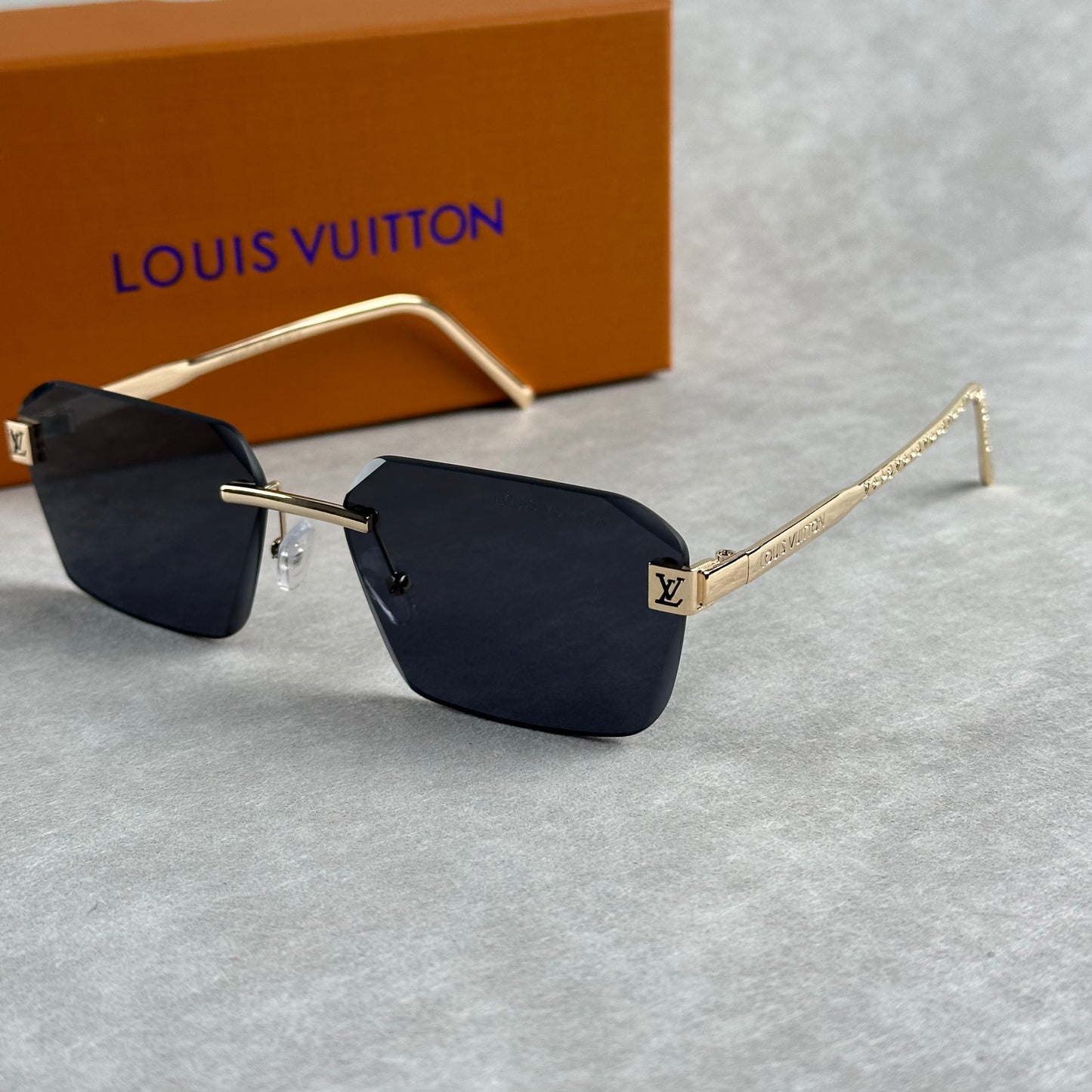 Classic L V Sunglasses Black Lens Gold Frame Rounded Rectangle Shades Unisex