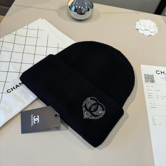 C/C Knit Beanie in black