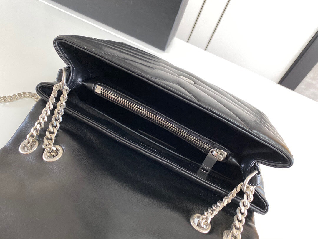 Quilted Leather Chain Shoulder Bag