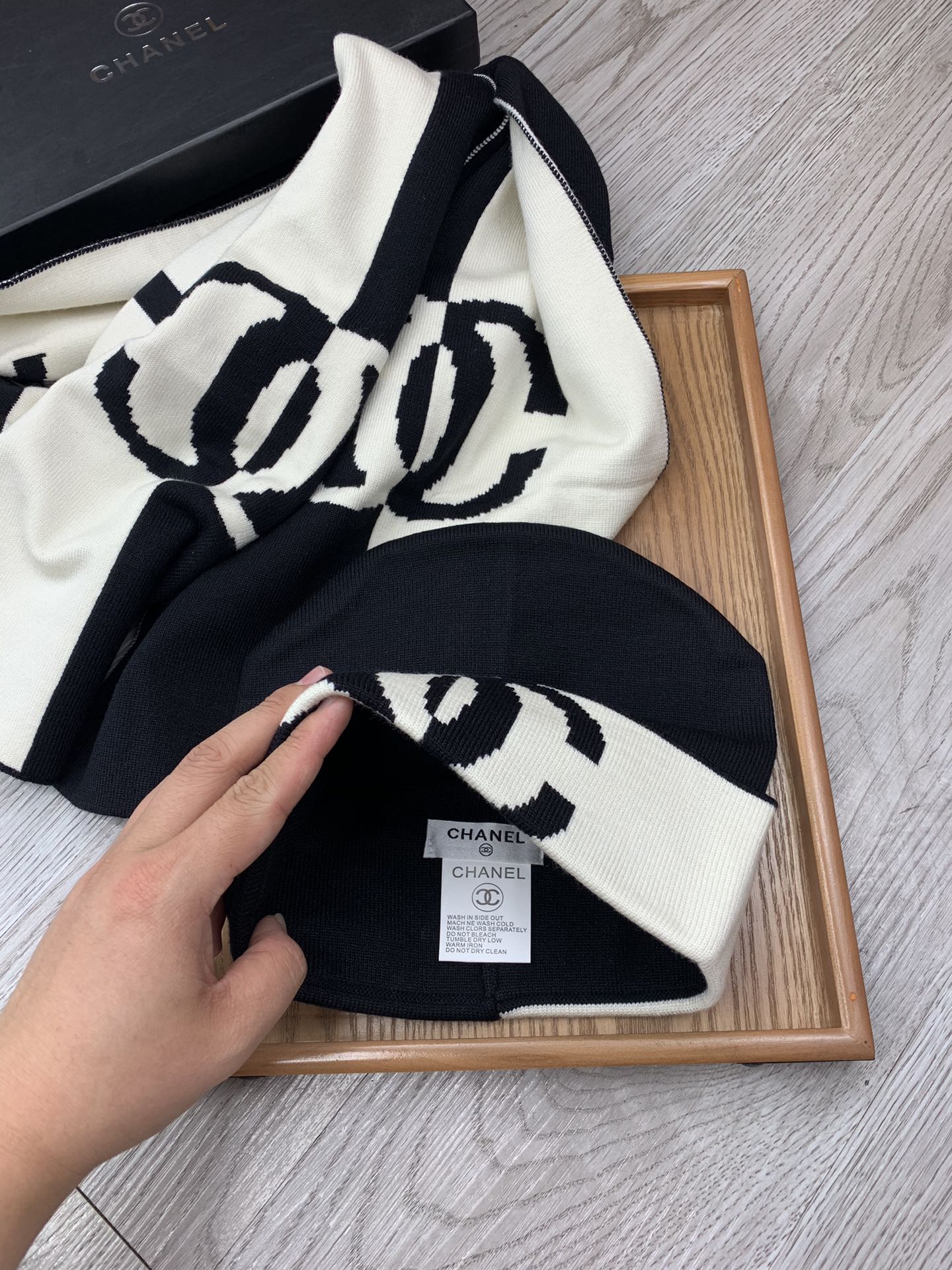 Beanie and Scarf Stylish two-piece set