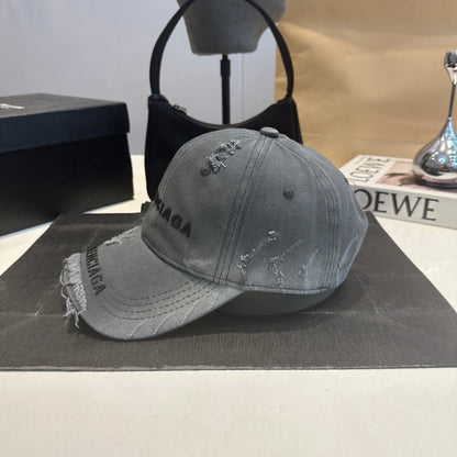 Baseball Cap in Ash Grey