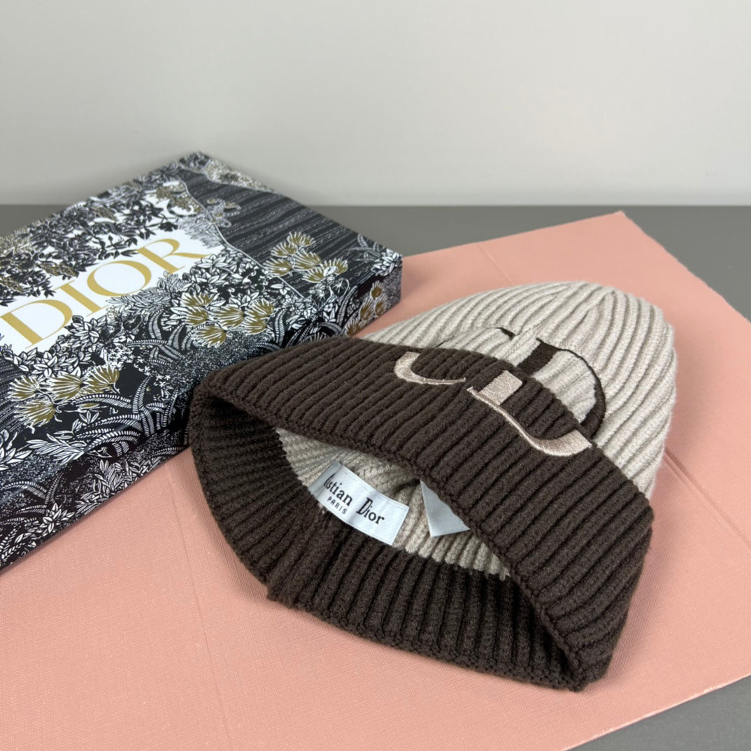 CD  Two-Tone Ribbed Knit Beanie Winter Headwear