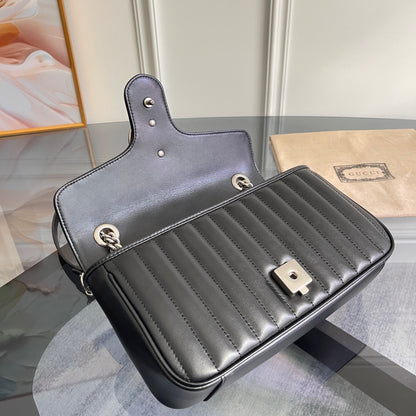 Quilted Elegance Leather Shoulder Bag