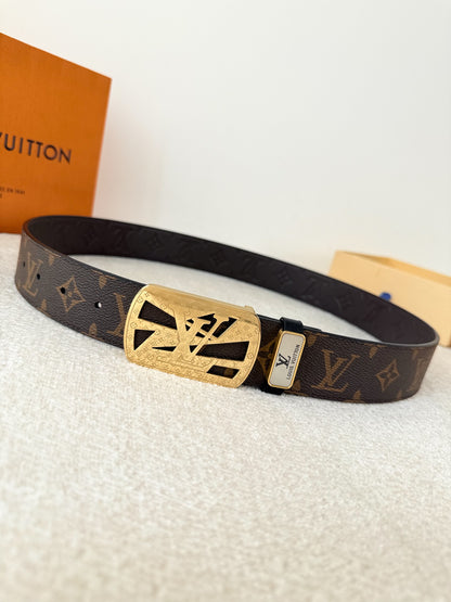 A premium brown patterned leather belt with a gold-tone stainless steel buckle, 3.8cm width.