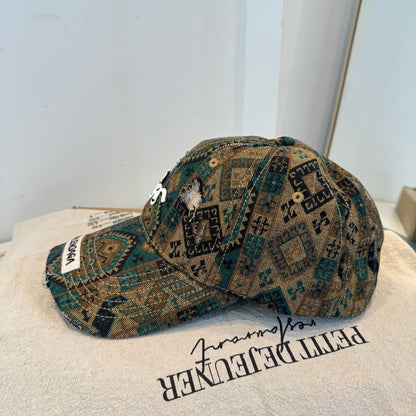 Vintage Distressed Pattern Baseball Cap, Structured Cotton Fit