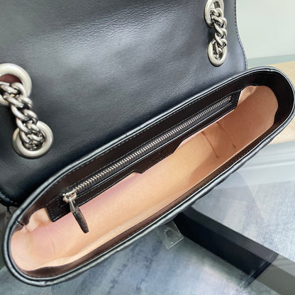 Quilted Elegance Leather Shoulder Bag
