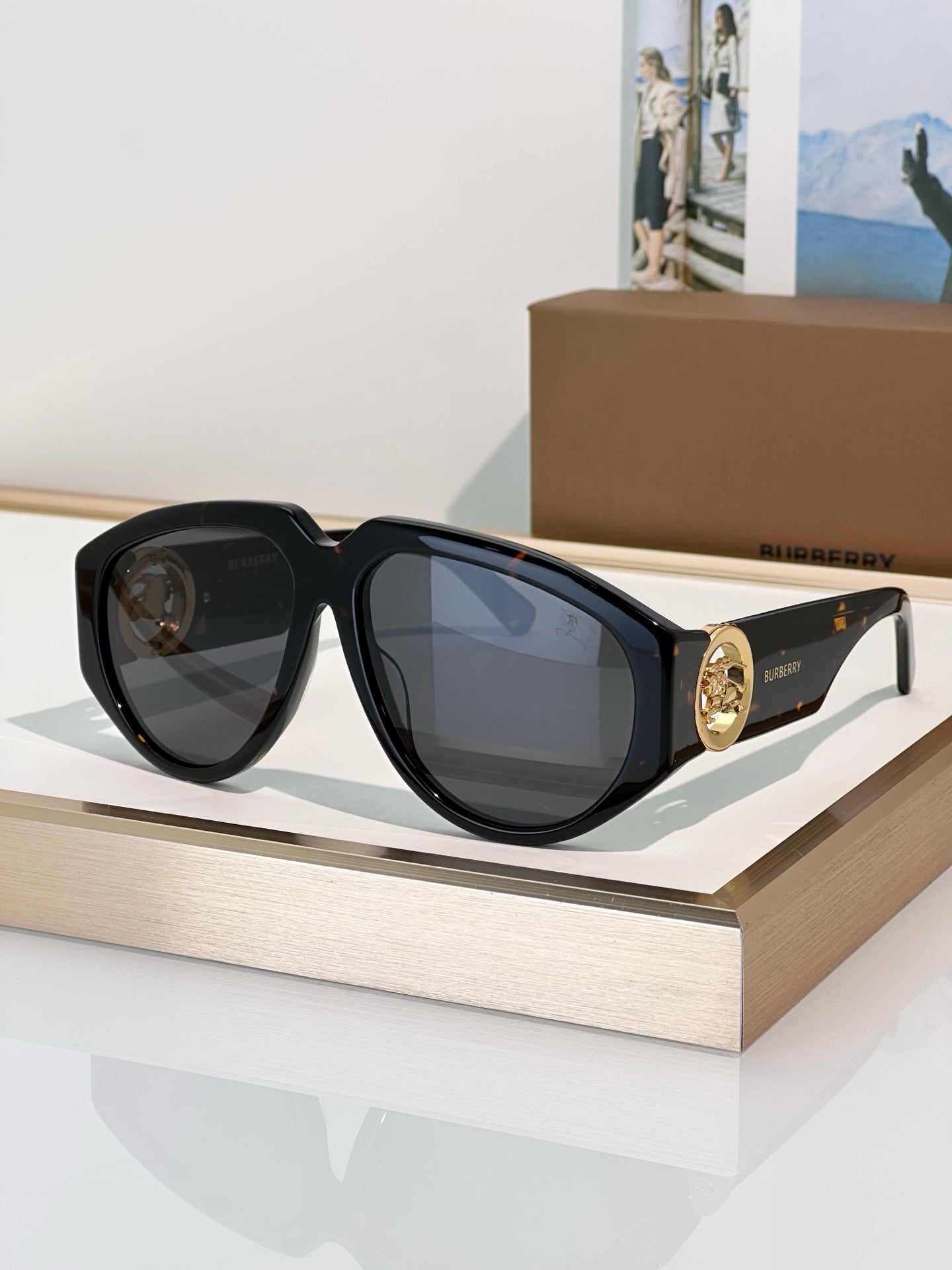 Premium Women Pilot Sunglasses 2025