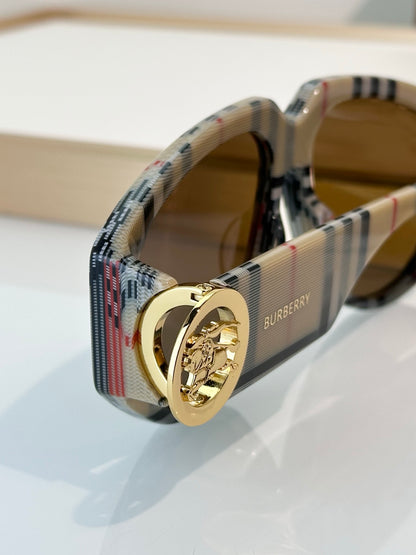 Premium Women Pilot Sunglasses 2025