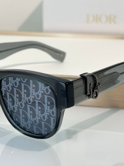 Premium Black Square Sunglasses