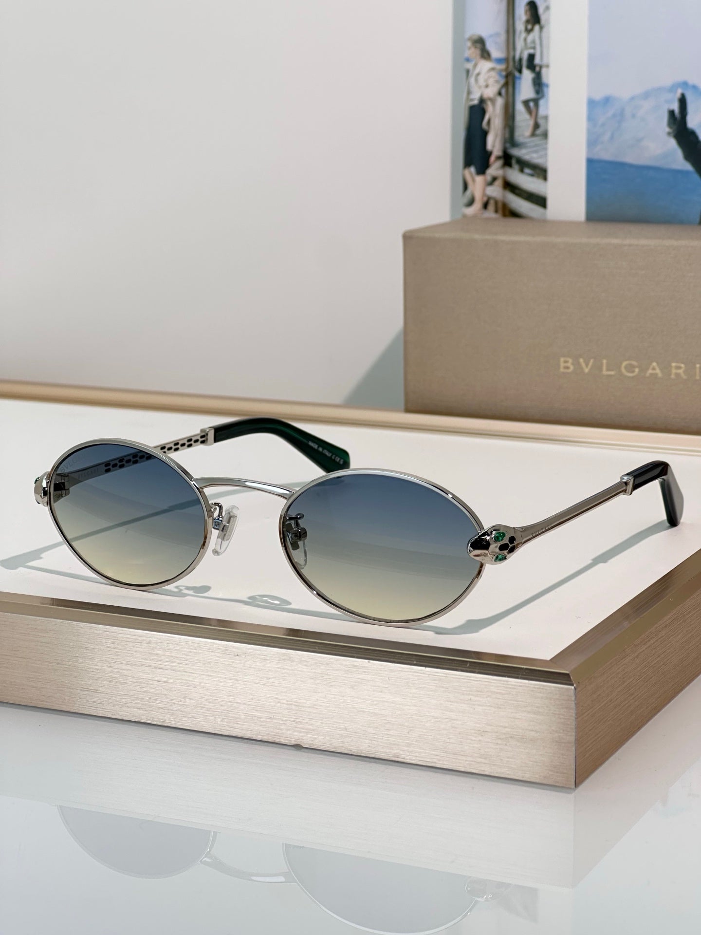 Premium Unisex Oval Sunglasses