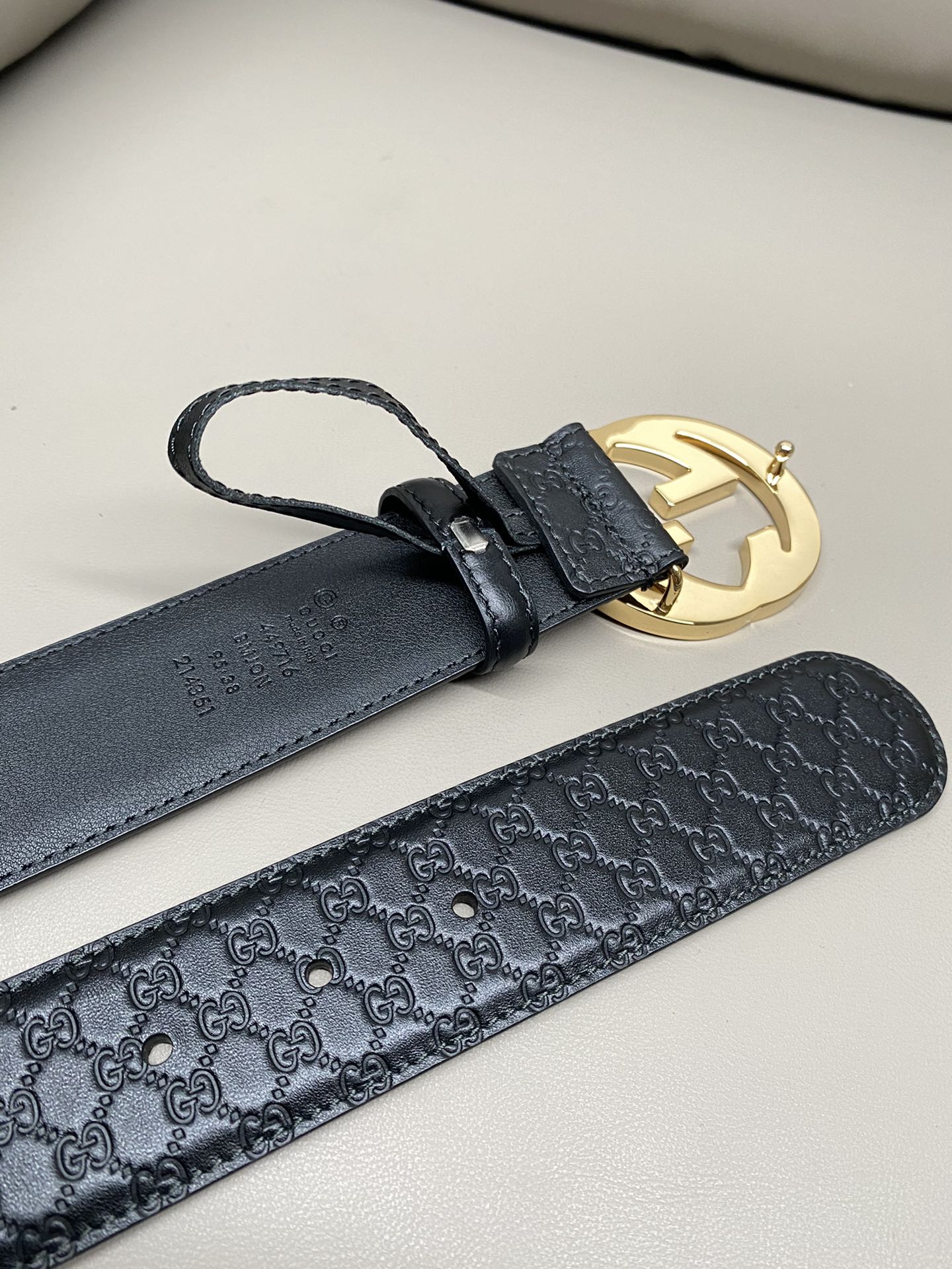 Sleek Black Leather Belt width 4cm