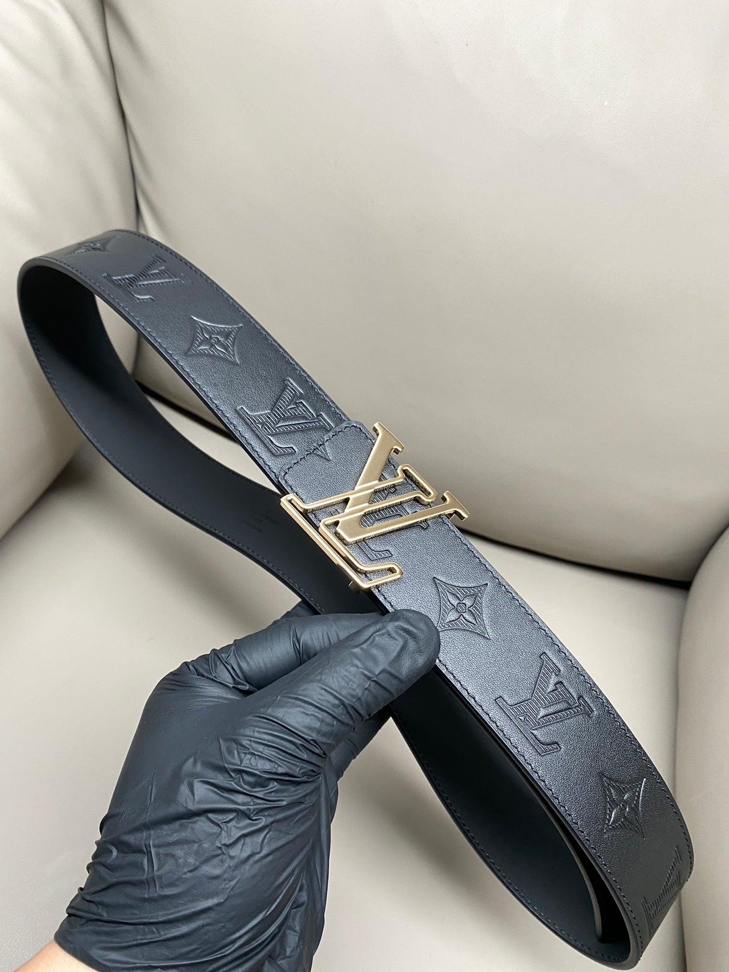 Reversible Calfskin Leather Belt with Dual-Texture Finish width 4.0cm