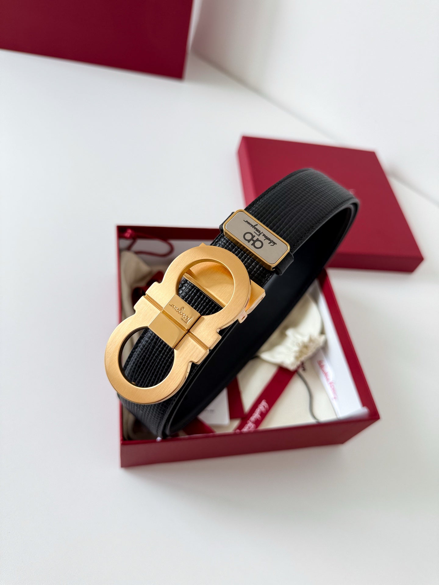 Men’s Reversible Leather Belt with Matte Gold Buckle width 3.5cm