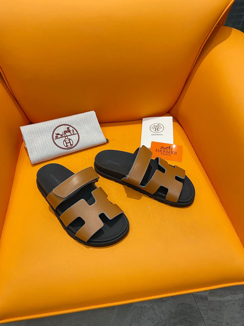 Men's Brown and Black Casual Slide Sandals
